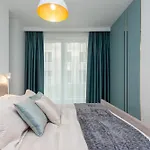 Lejlighed Apartly - Garden Z Prywatnym Ogrodem W Centrum# Parking