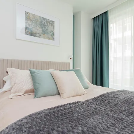 Apartly - Garden Z Prywatnym Ogrodem W Centrum# Parking Stettin