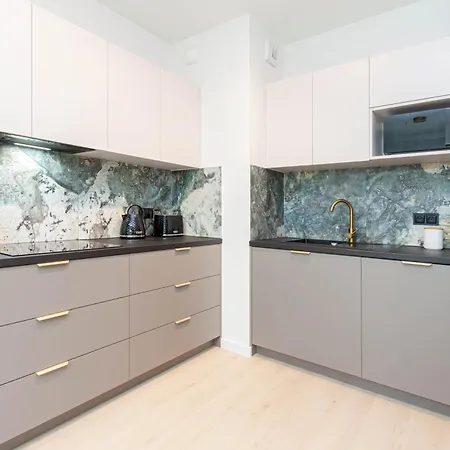 Appartement Apartly - Garden Z Prywatnym Ogrodem W Centrum# Parking